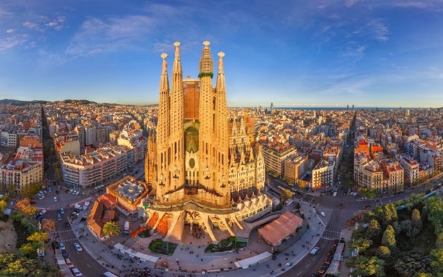 Khám phá top 5 thành phố xinh đẹp bậc nhất trong tour du lịch Châu Âu