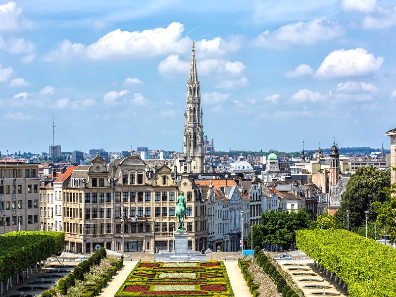 Thành Phố đón chào du khách du lịch Bỉ