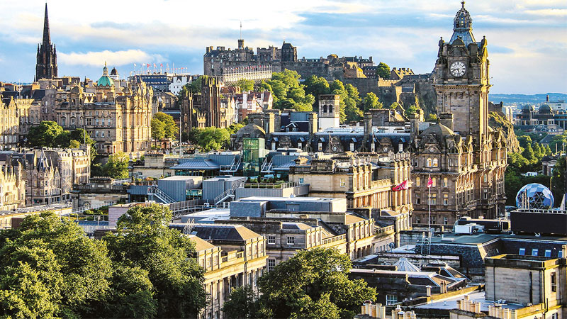 Thành phố Edinburgh mang vẻ đẹp đầy bí ẩn