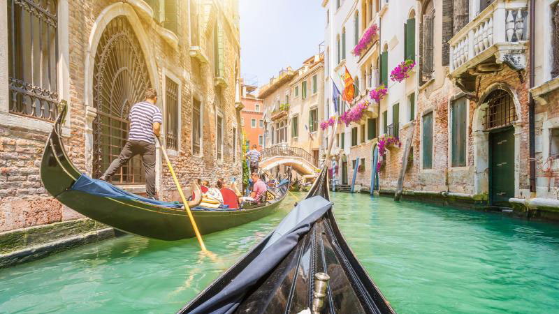Thành phố Venice - Áo xinh đẹp đi vào các bài hát, bài thơ của thi sĩ