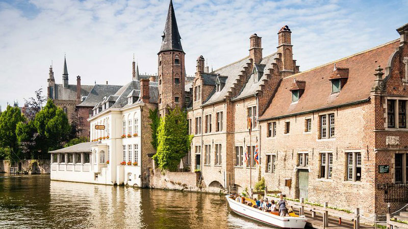 Tòa nhà Sint-Jansspitaal cổ nhất tại Bruges