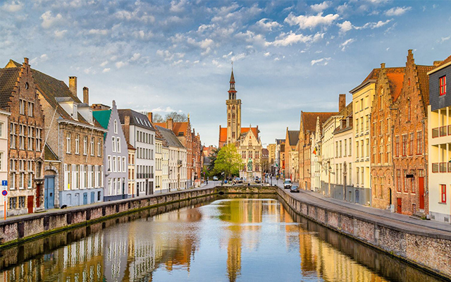 Du lịch Bỉ đến với thành phố Brugge điểm đến lãng mạn bậc nhất Bỉ