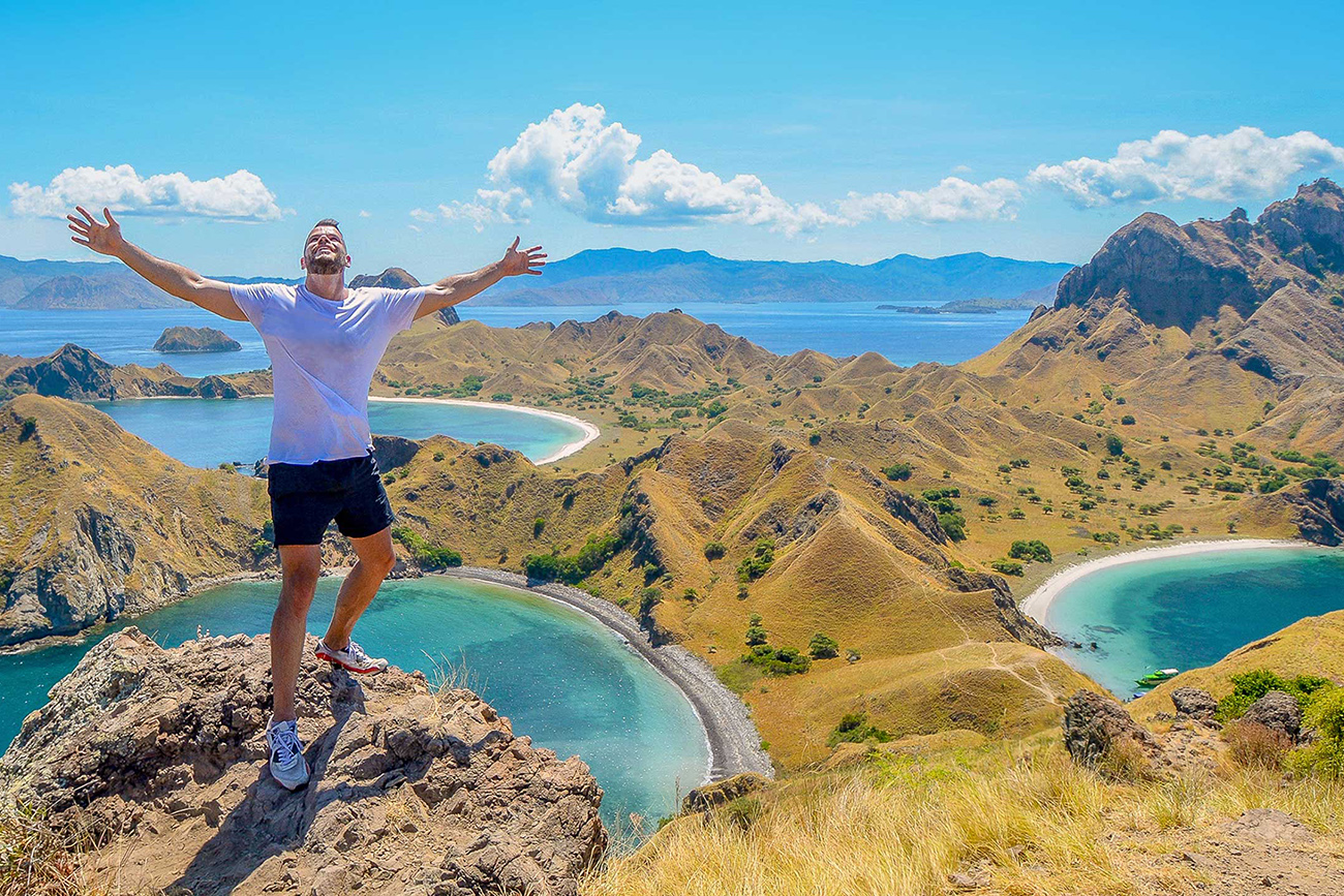 Du lịch Indonesia sẽ khiến bạn phải ngỡ ngàng trước vẻ đẹp của đất nước vạn đảo này.