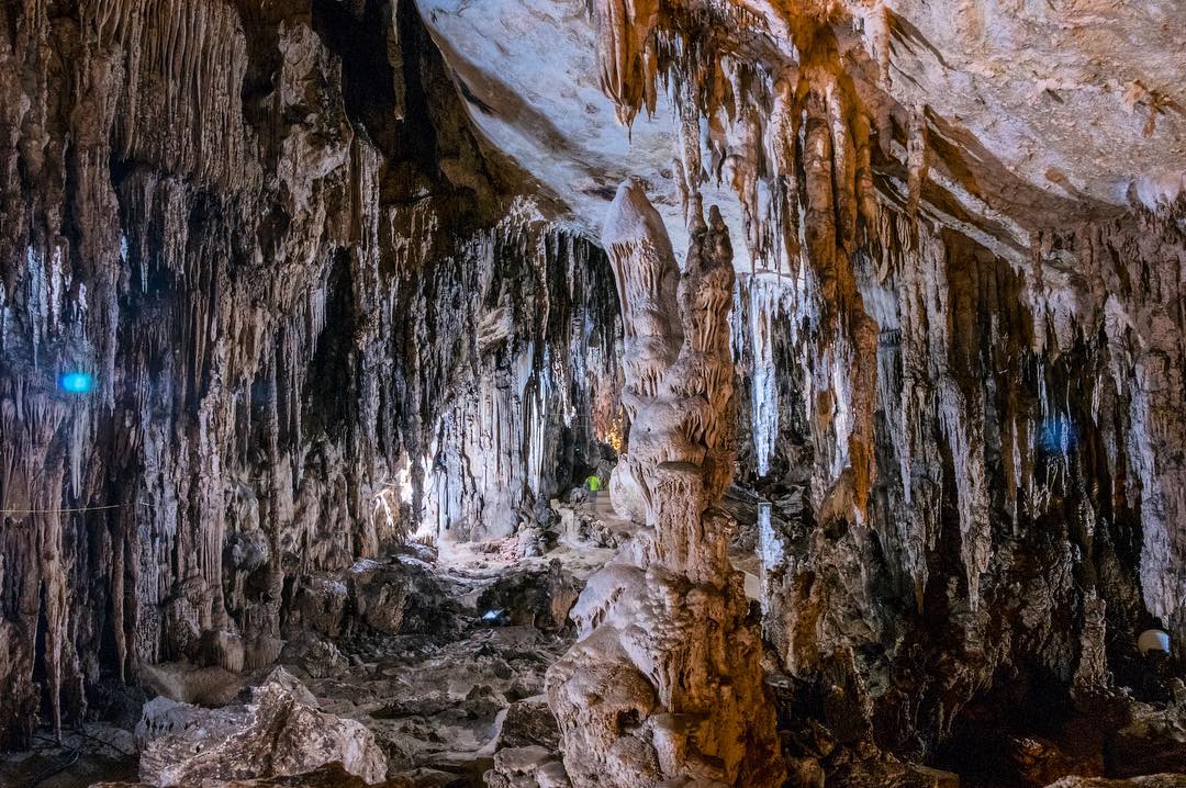 Đi tour du lịch Đông Bắc đến Bắc Kạn, hãy lạc vào động Nàng Tiên để chiêm ngưỡng vẻ đẹp tuyệt vời của tự nhiên.