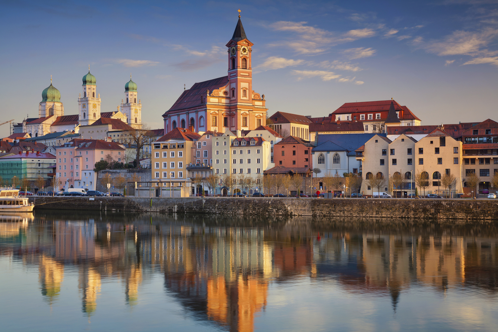 Bavaria lúc nào cũng lãng mạn, thơ mộng thế này đâu. Tour du lich Duc.