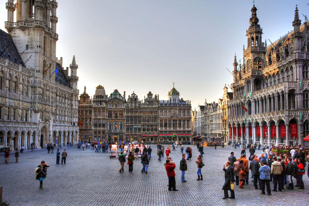 Quảng trường Brussels rộng lớn và đầy cổ kính sẽ là điểm đến hấp dẫn trong tour du lịch mùa hè 2019.