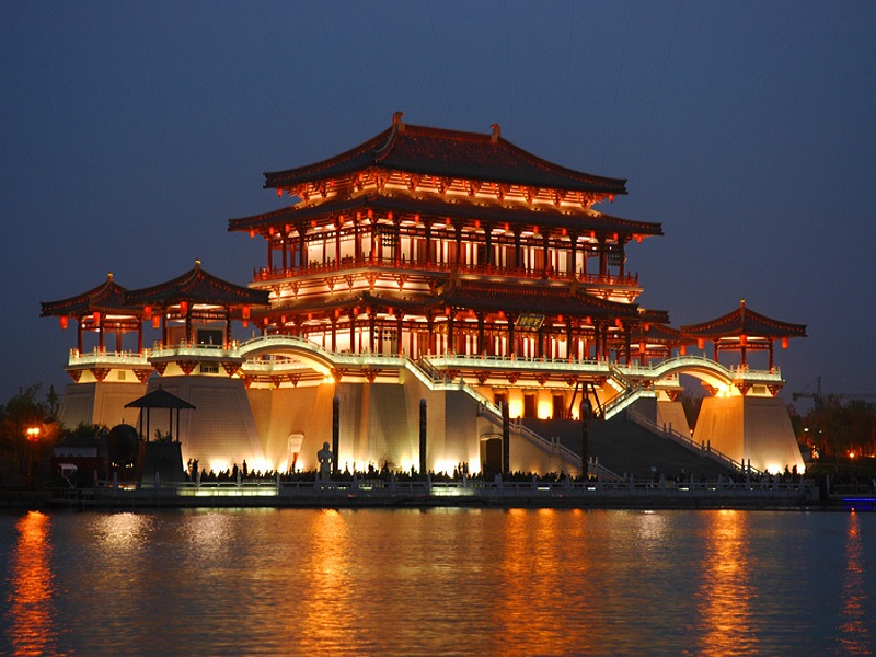 Thành phố Tây An là một địa danh du lịch nổi tiếng ở Trung Quốc. Hãy tham quan thành phố đầy màu sắc và đẹp đẽ này qua các bức ảnh đẹp. Từ đền Cỏ Cà, công viên Nam Thành và công viên Thiên Lôi giúp bạn thấy được vẻ đẹp của thành phố Tây An, khám phá nét đẹp cuốn hút của Trung Quốc.
