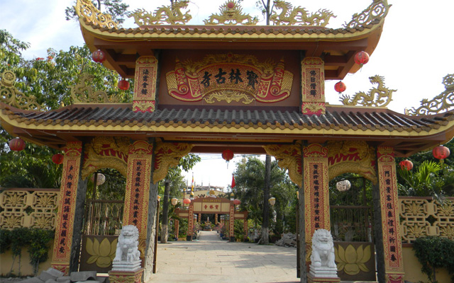 Vãn cảnh chùa Bửu Lâm - Ngôi chùa với hơn 200 tuổi tại Tiền Giang