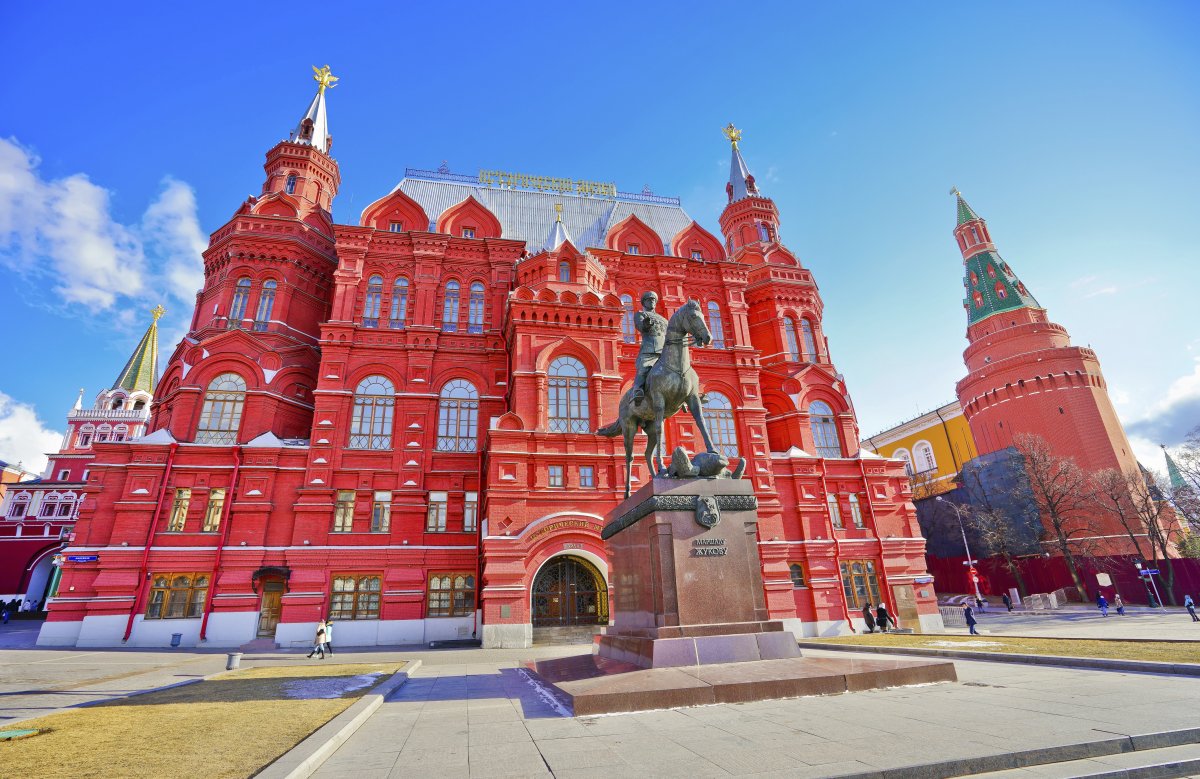 Du lịch Nga tham quan Quảng trường Đỏ