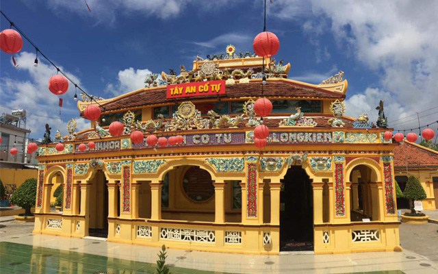 Viếng thăm chùa Tây An Cổ Tự - Ngôi chùa linh thiêng tại An Giang