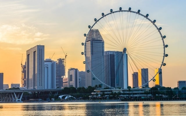 Check in vòng quay Singapore Flyer, chiêm ngưỡng toàn cảnh đẹp Singapore